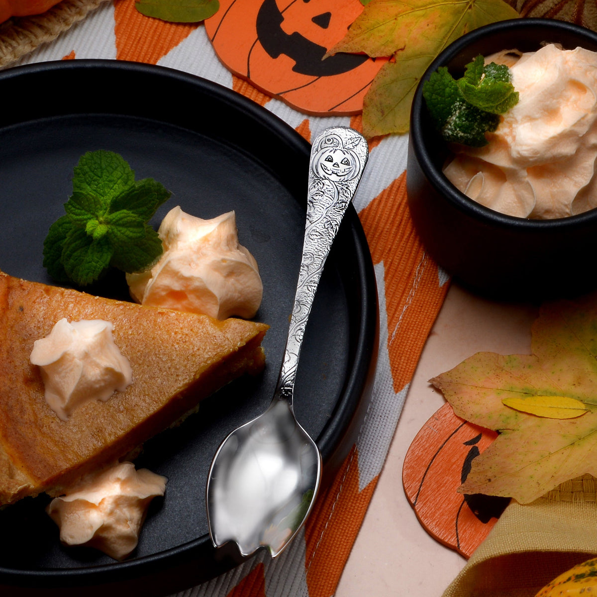 Gourdy - The Jack - O - Lantern Halloween Spork