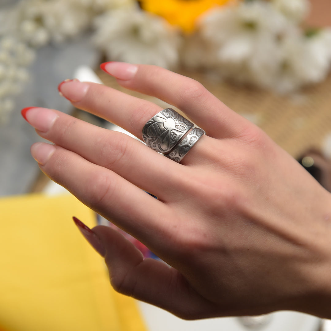 Honey Bee Ring Size 9