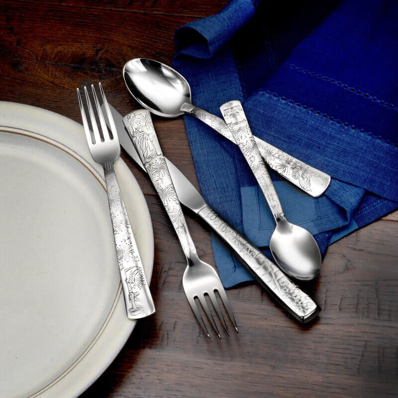 Liberty - 125 Piece Super Set With Chest