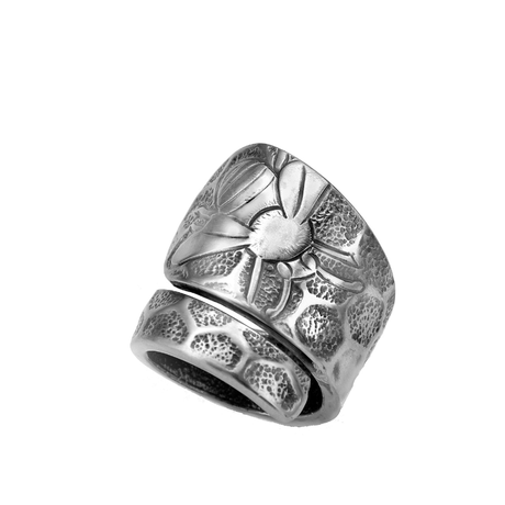Honey Bee Ring Size 8