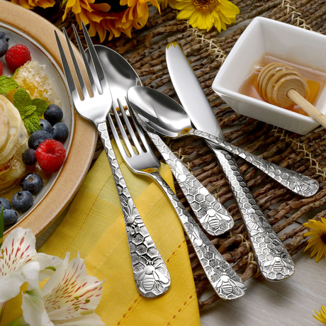 Honey Bee Lifestyle Image