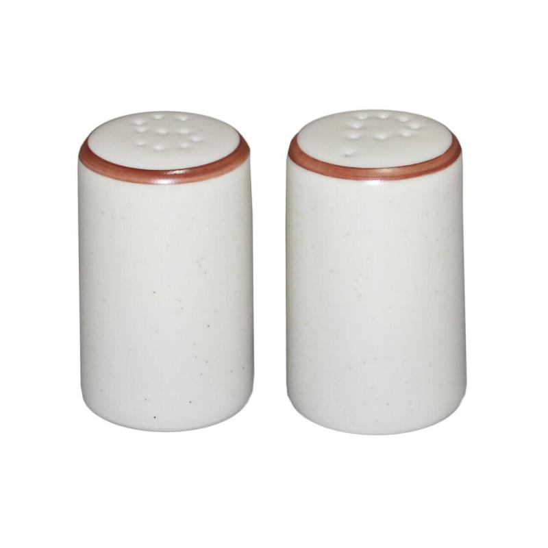 Salt & Pepper Shaker in American Sandstone