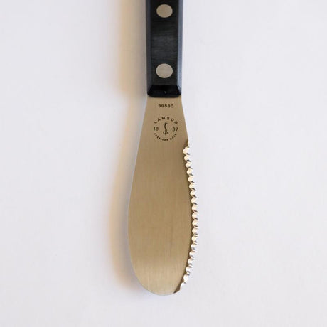 Sandwich Spreader with Wave Edge and POM Handle