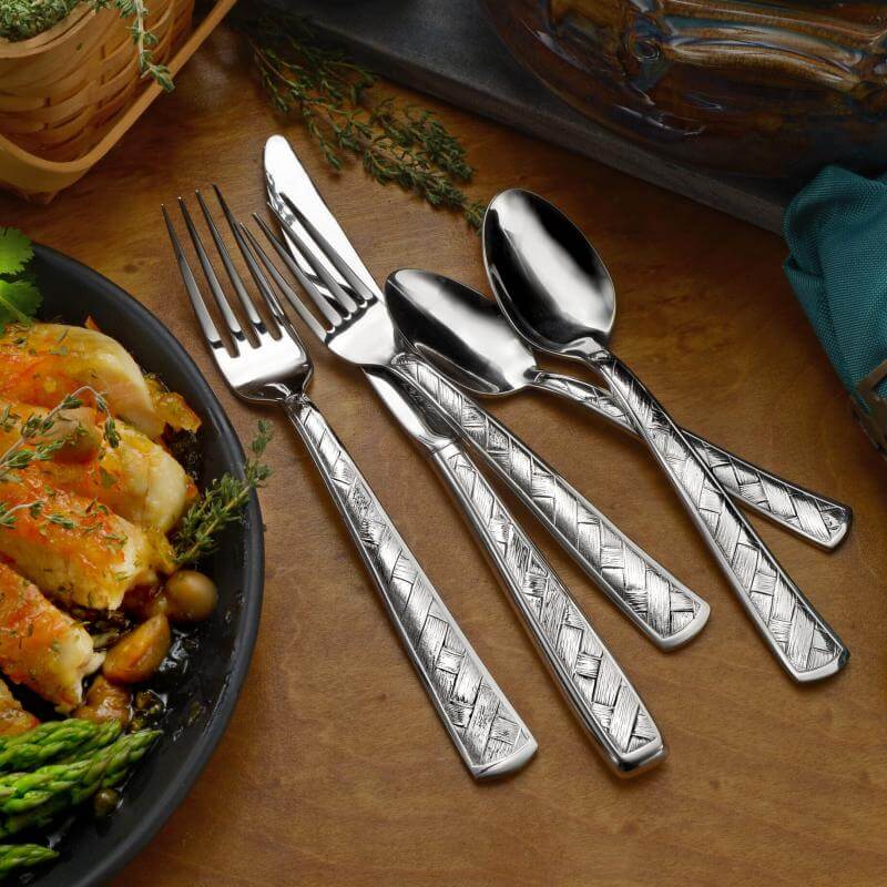 Weave 24 Piece Basic Set